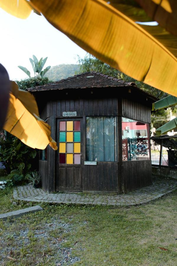 Hostel Barra Bar Balneario Camboriu Exterior photo