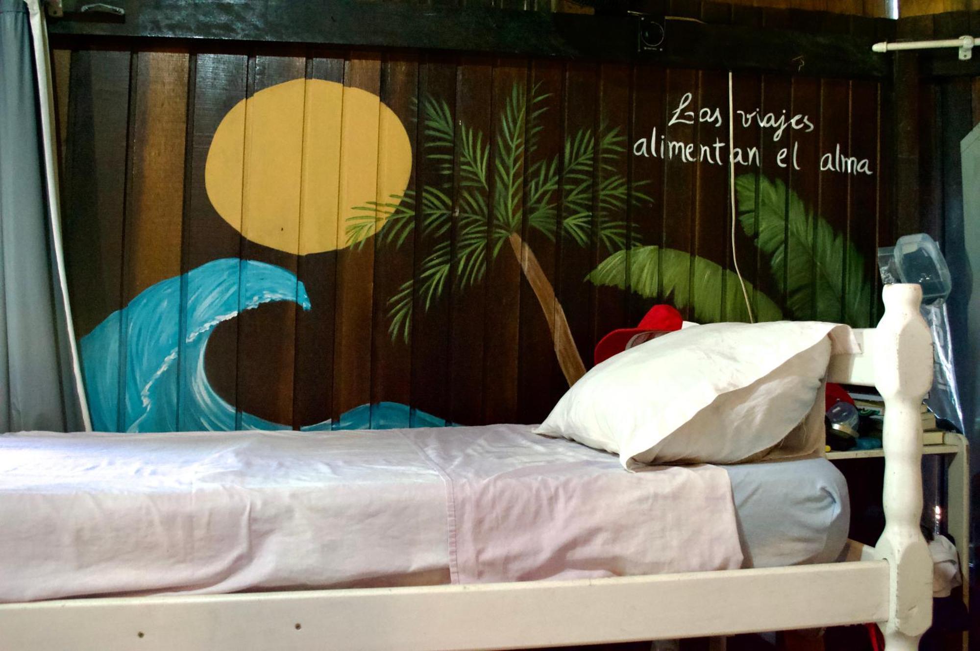 Hostel Barra Bar Balneario Camboriu Exterior photo